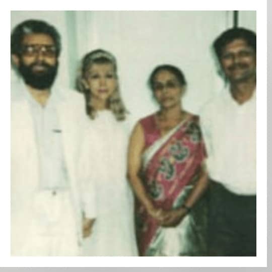 Drs. Sunanda y Subash Ranade (Boston)